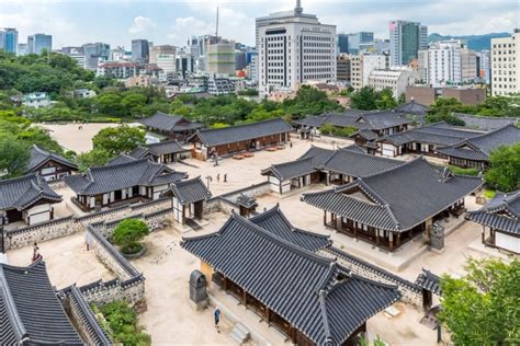 namsangol hanok village vs bukchon hanok village